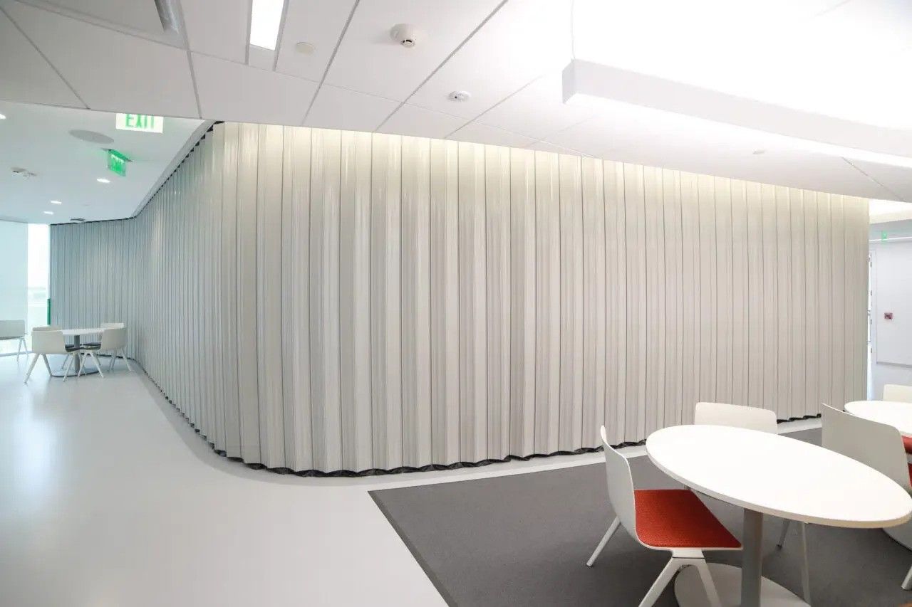 Room with security wall