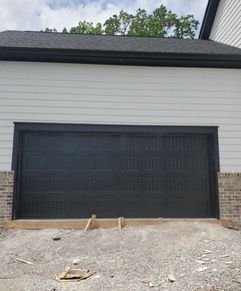 Pleasing garage door