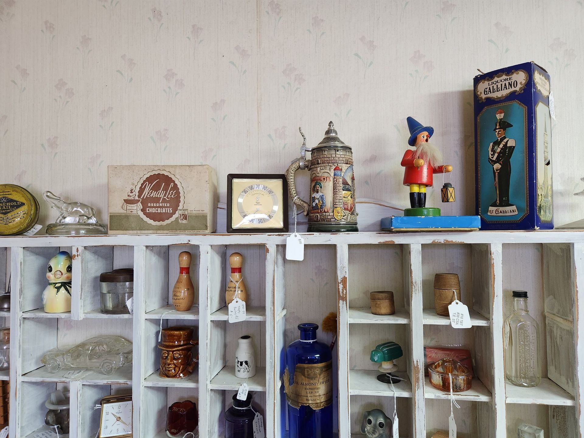 Vintage & Antique items
