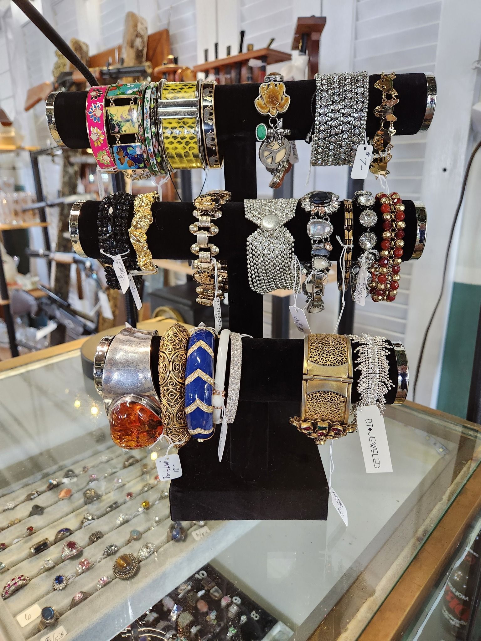 Antique and Collectible Jewelry
