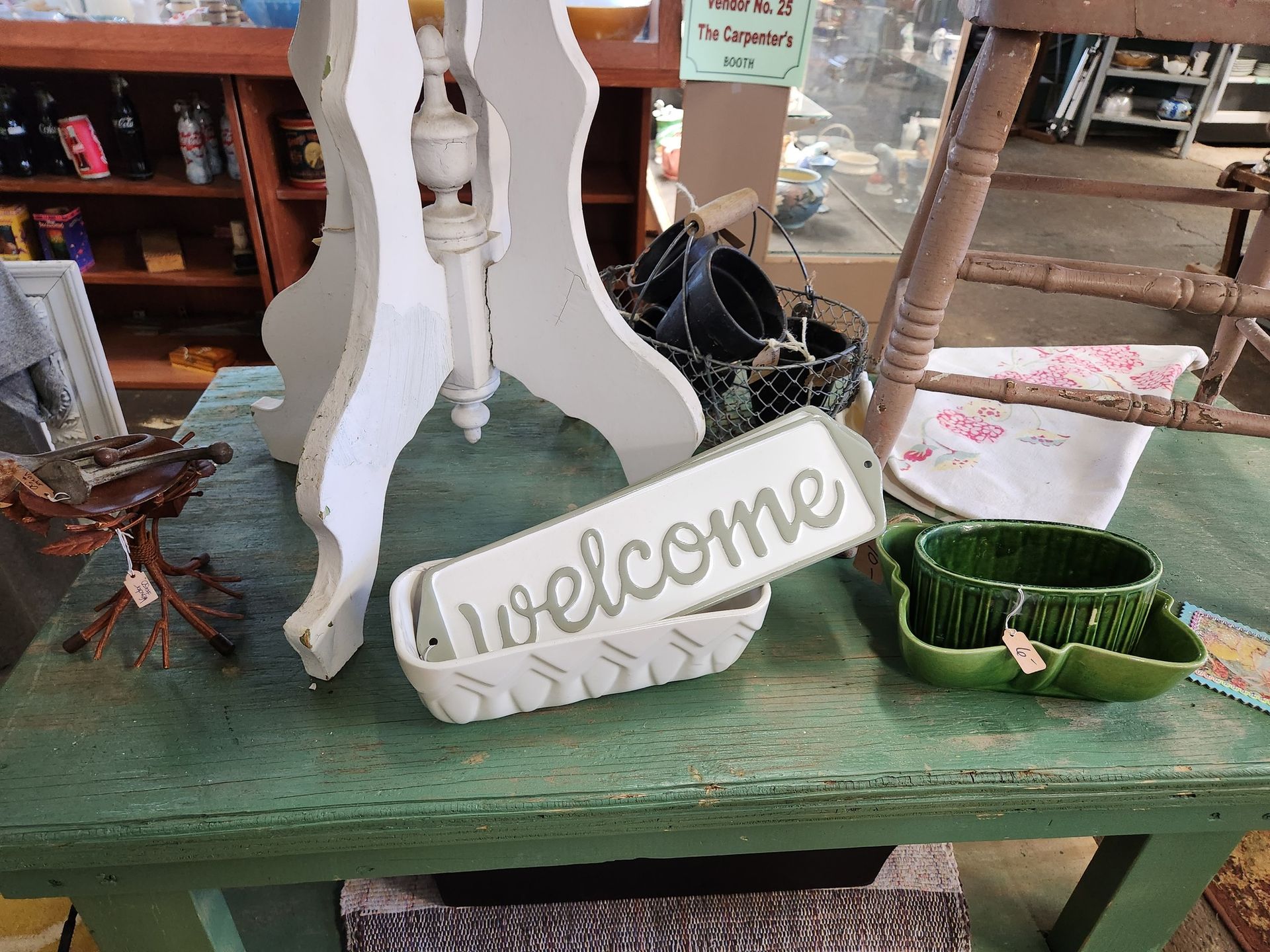 Antique Signs and Décor