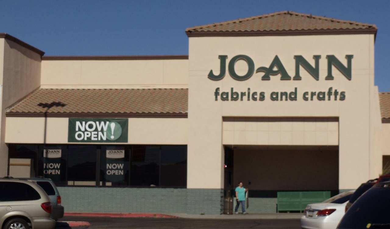 RUDY GLASS  NEW WINDOW STORE FRONT DOOR HANDLE LAKE HAVASU CITY ANDERSEN WINDOW ROLL-A-SHEILD INTERNATIONAL CLEAR COVERED NEW CONSTRUCTION WESTERN WINDOW CRL C.R. LAURENCE BI FOLD BI-FOLD OPEN WINDOW STOREFRONT LOGO DREAM HOME DRIVE-THRU DRIVE THROUGH RESTURANT SHOWER BATHROOM VANITY LIVING ROOM WAREHOUSE HOTEL OFFICE OFFICES BUSINESS PLAZA MALL SATIN ETCH FROSTED TILE MODERN BIG CUSTOM SHOWER WALKIN SHOWER WALL SHOWER PANELS MIRRORS RESTROOM RESTROOMS BATHROOM LIGHTS DOME BARN DOOR ROLLERS TUB TUBS TOILETS
SLIDING GLASS DOOR SGD BACKYARD GARDEN ROOM ARIZONA ROOM BUSINESS JO-ANNS