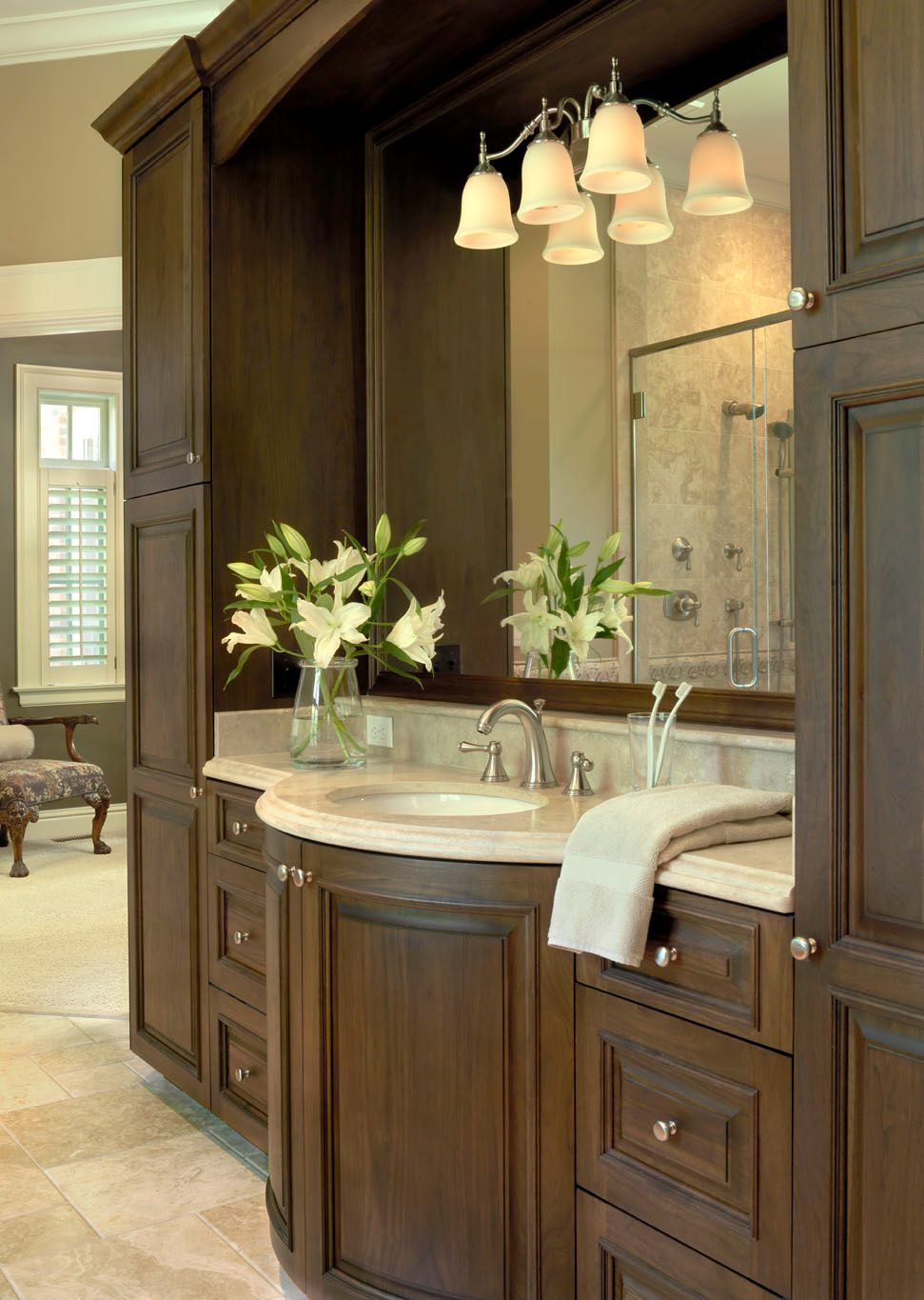 Neutral Elegance