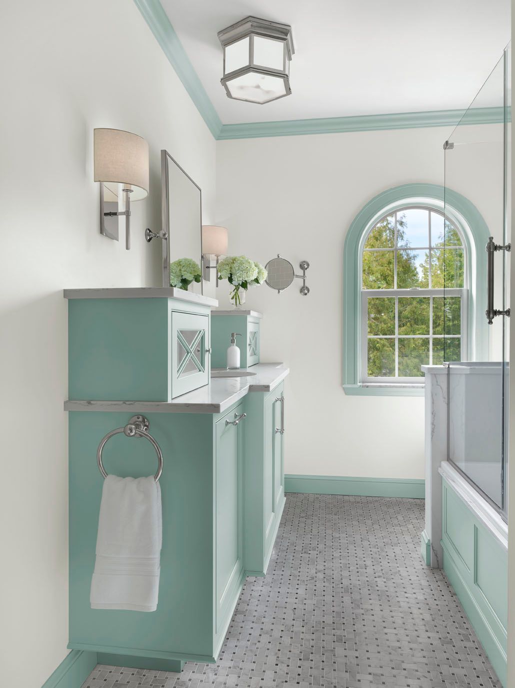 Palladian Blue Bath