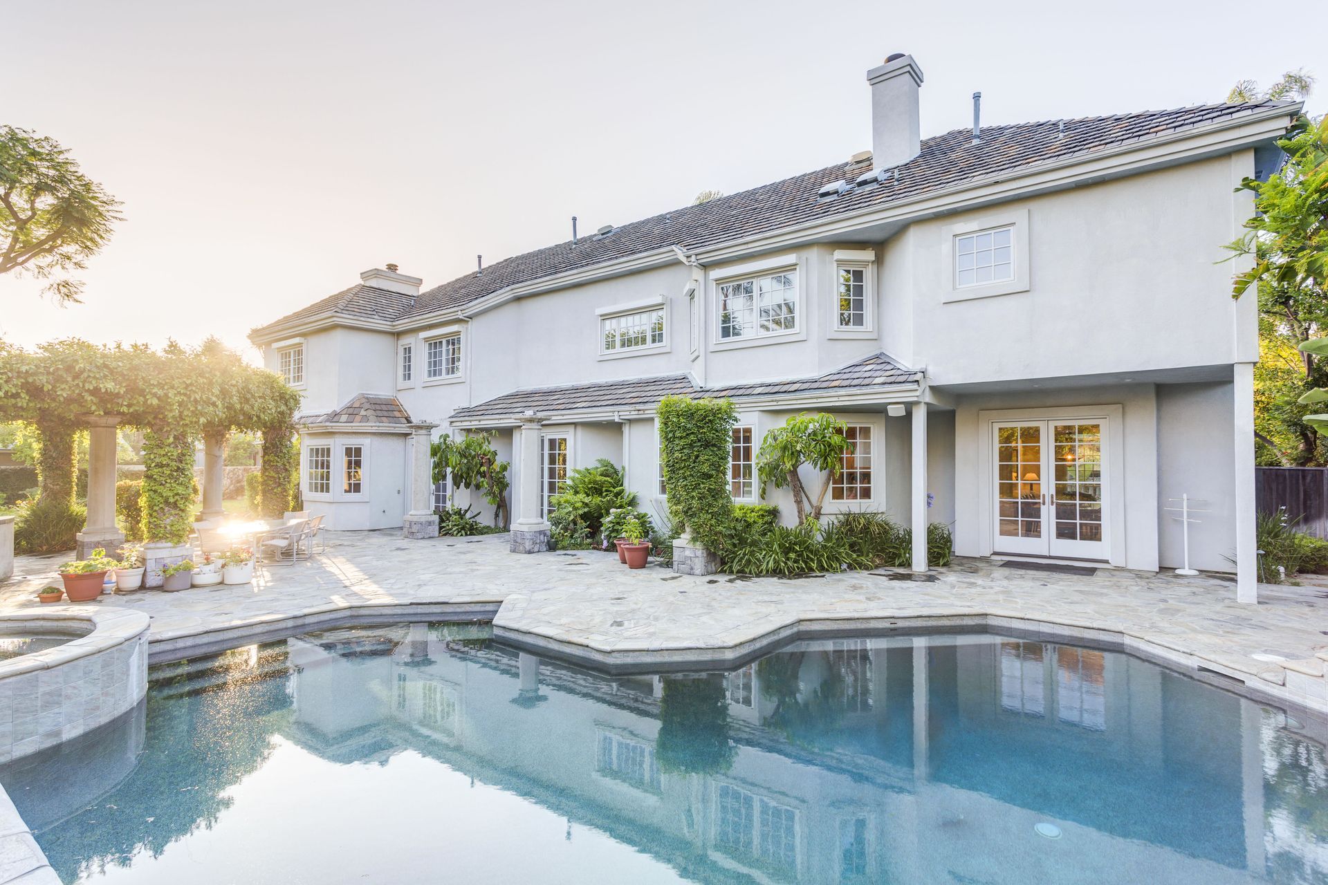 swimming pool leak detection service