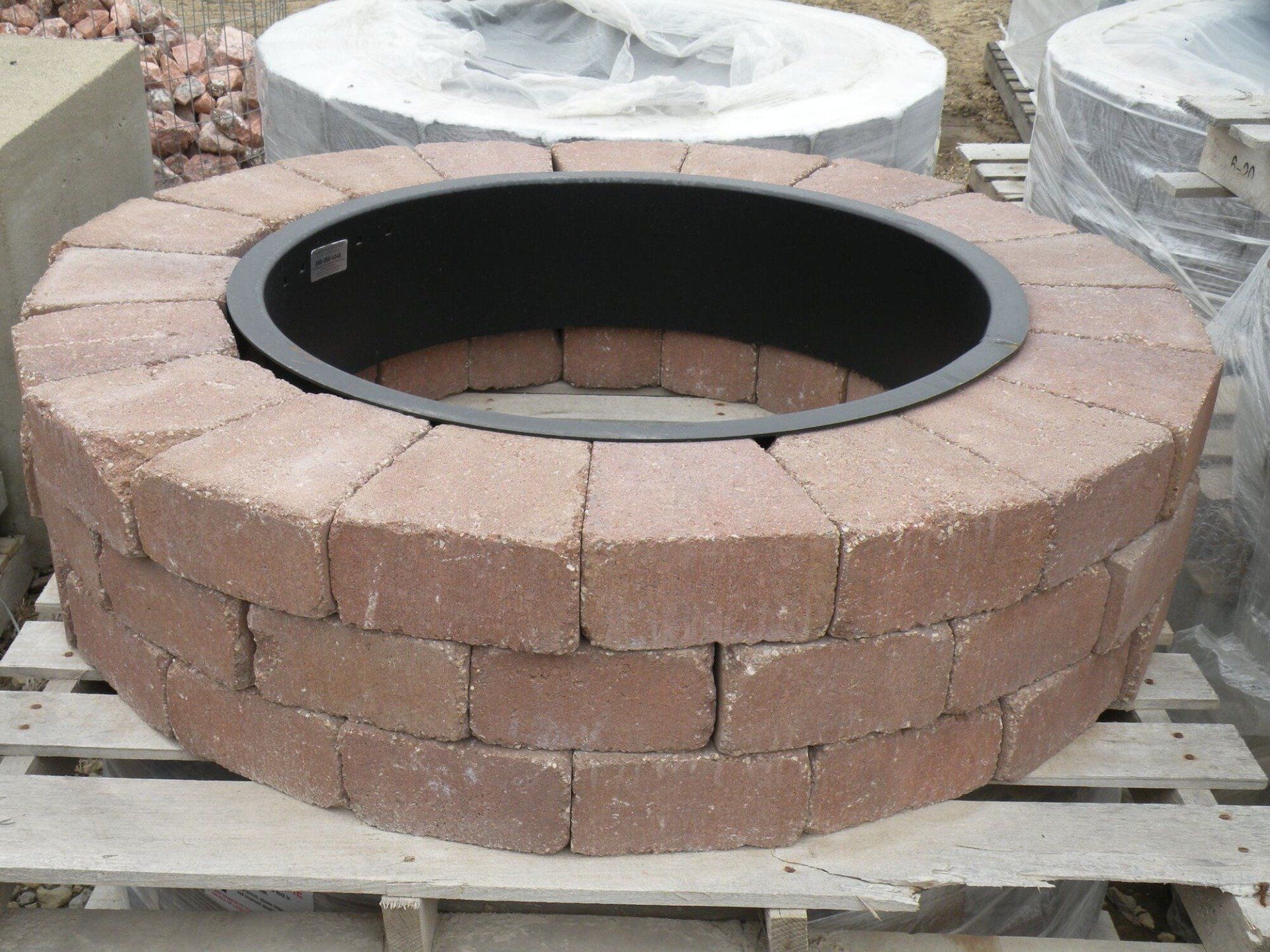 Grand Fire Pit