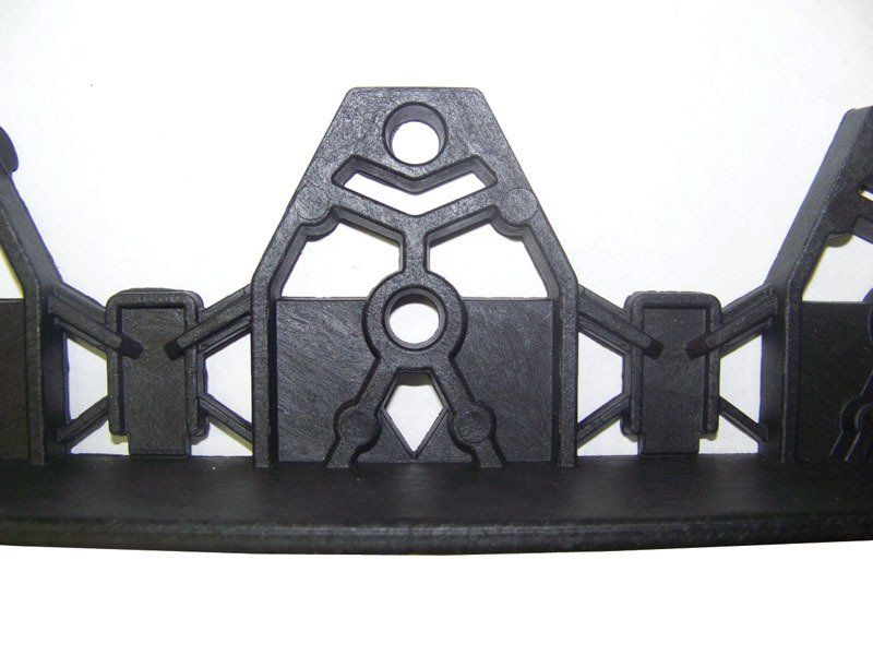 Poly Paver Barrier 
8' strip