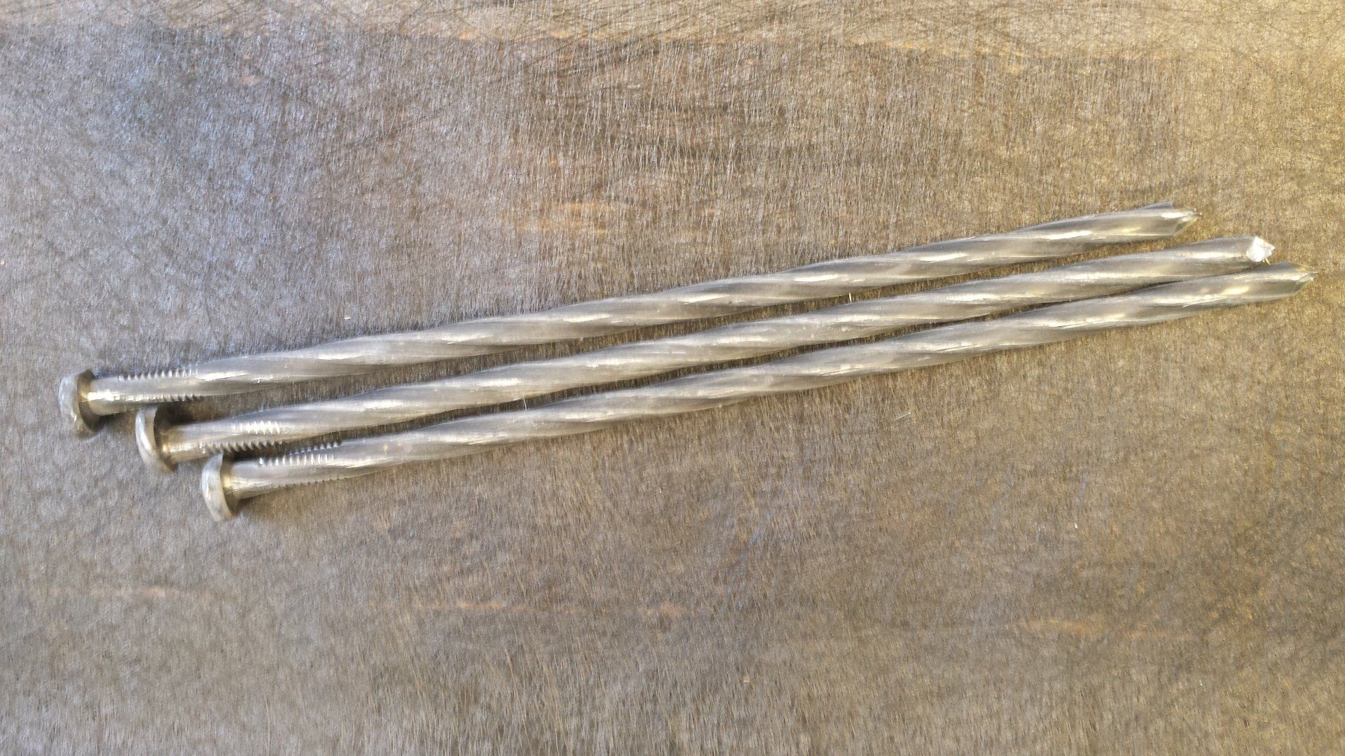 Permaloc 10″ Spikes