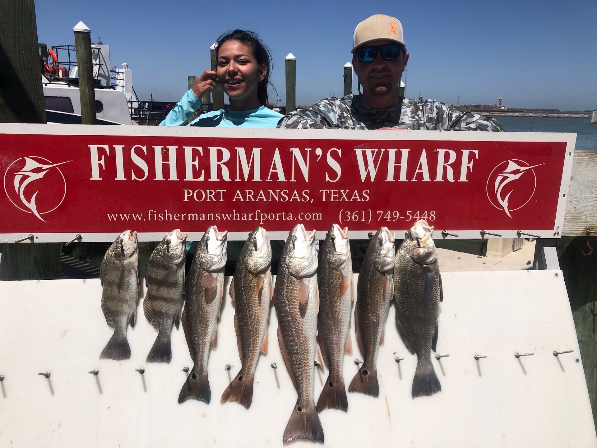 Fisherman 's wharf in port arkansas texas has a lot of fish