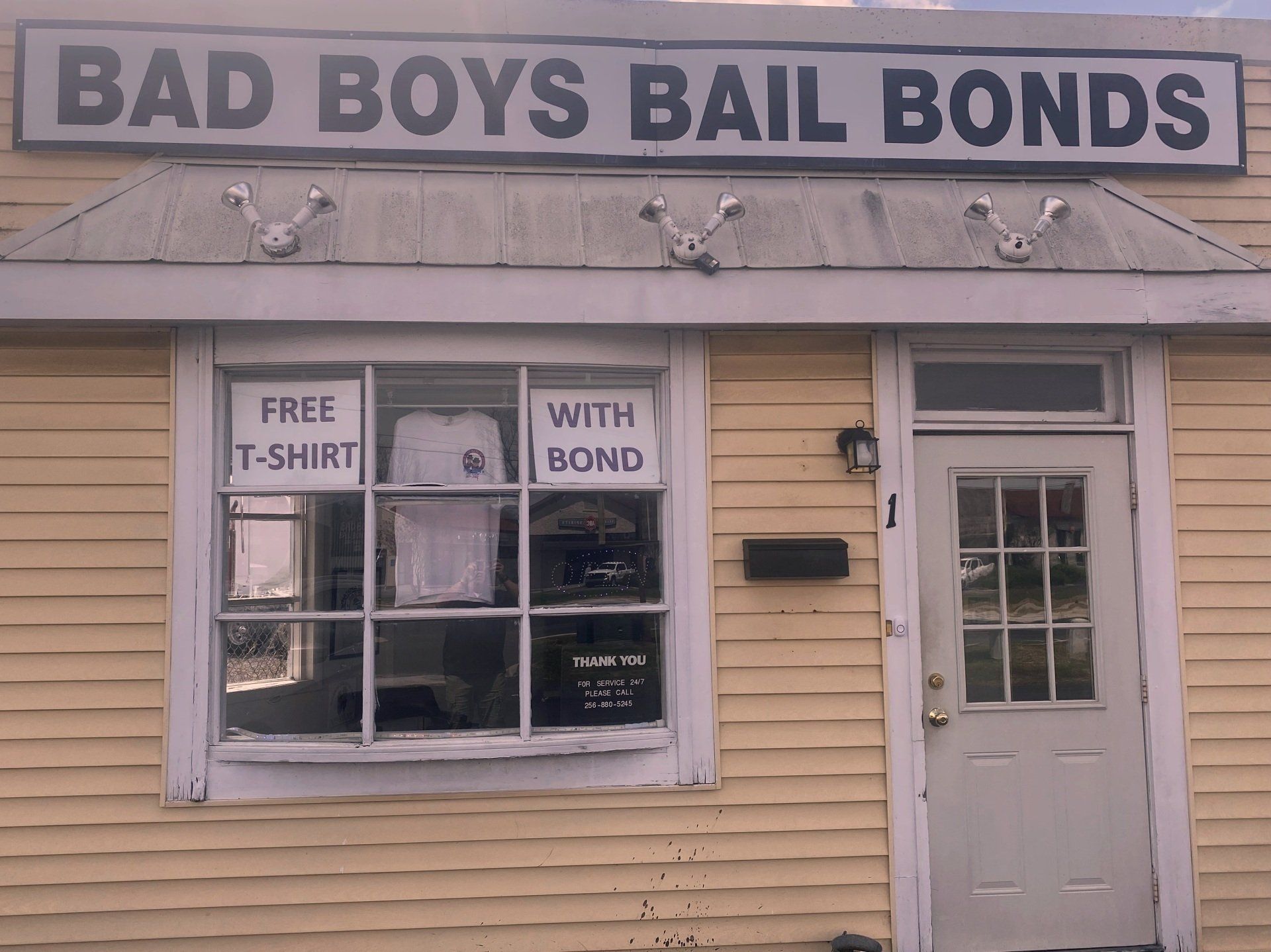 Bad Boys Free T-shirt