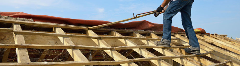 Contractor fixing roof