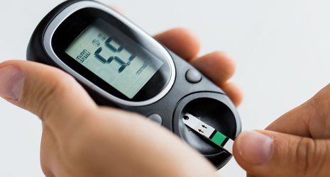 Glucose monitoring device