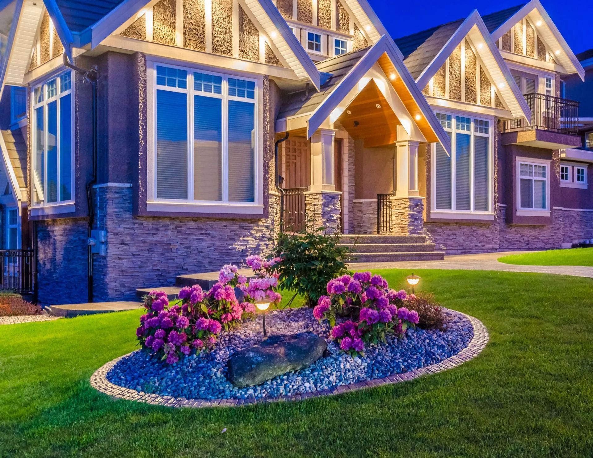 Creative Outdoor Lighting