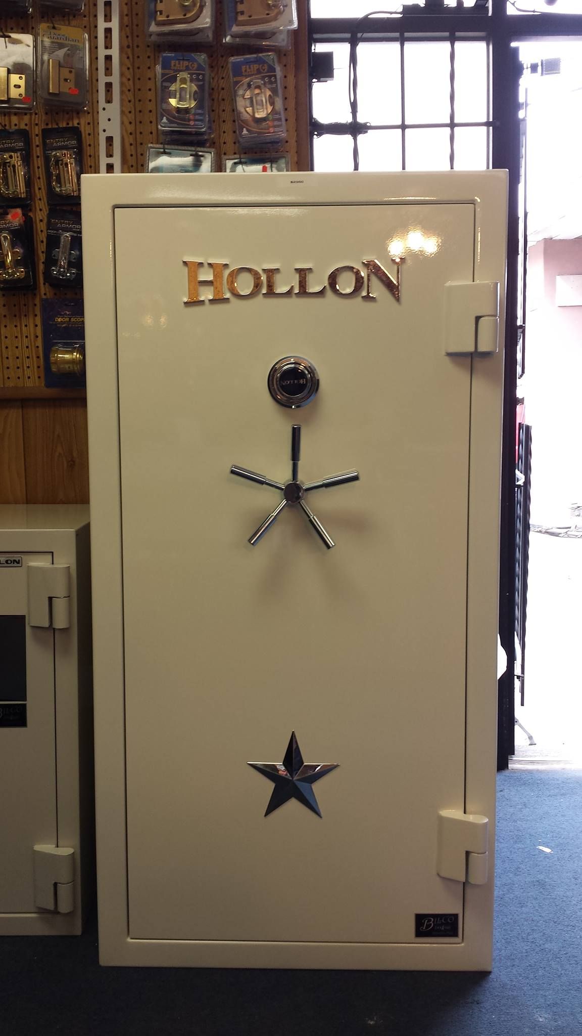 A white hollon safe with a star on the door