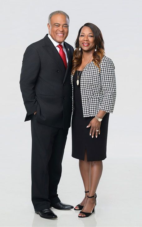 Dwayne M. Murray and Lisa N. Murray.