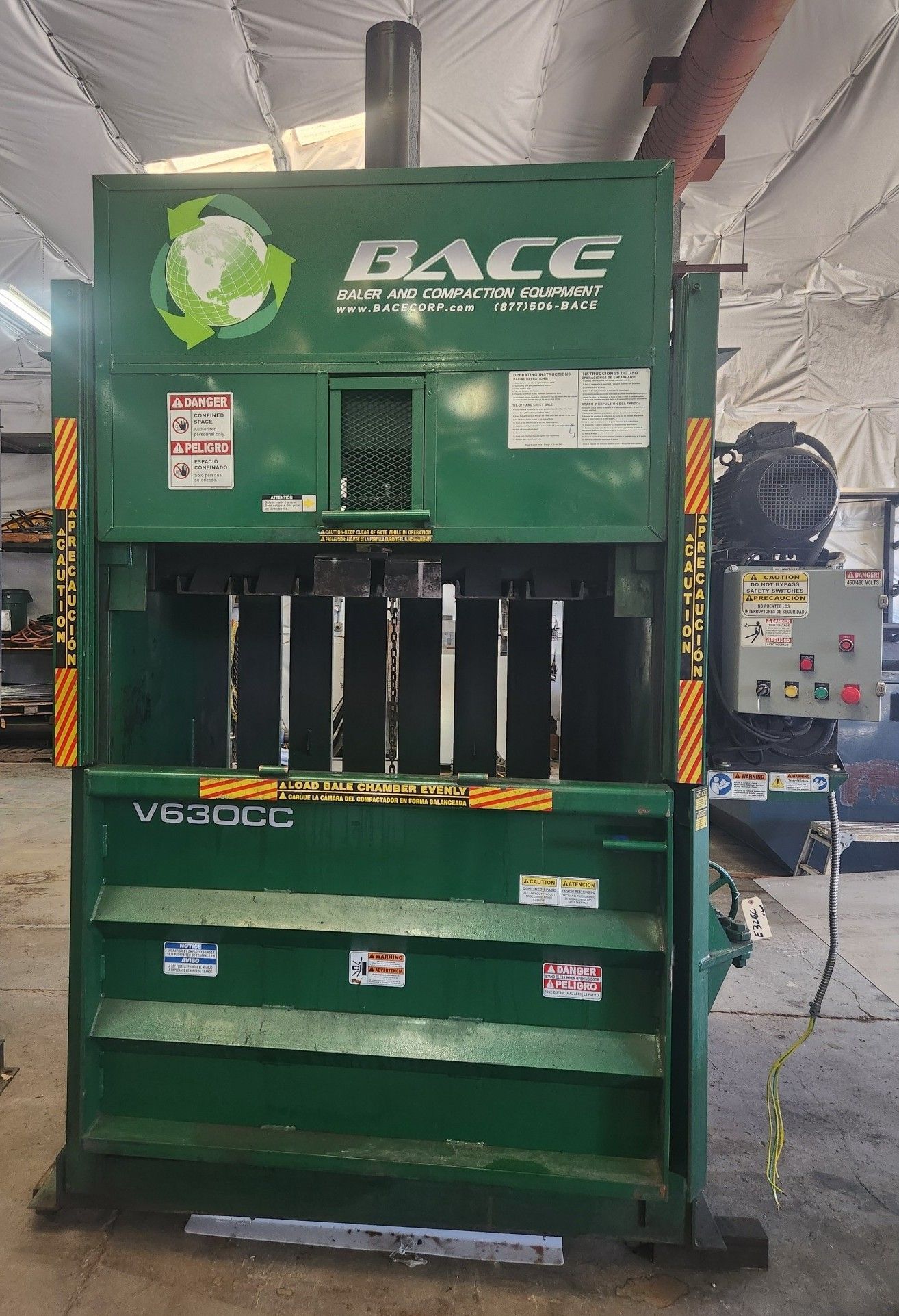 E3260 Bace Vertical Baler V630CC