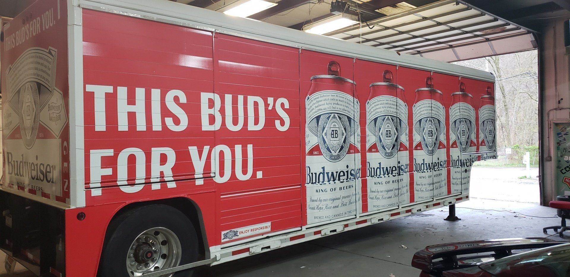 Bud trailer