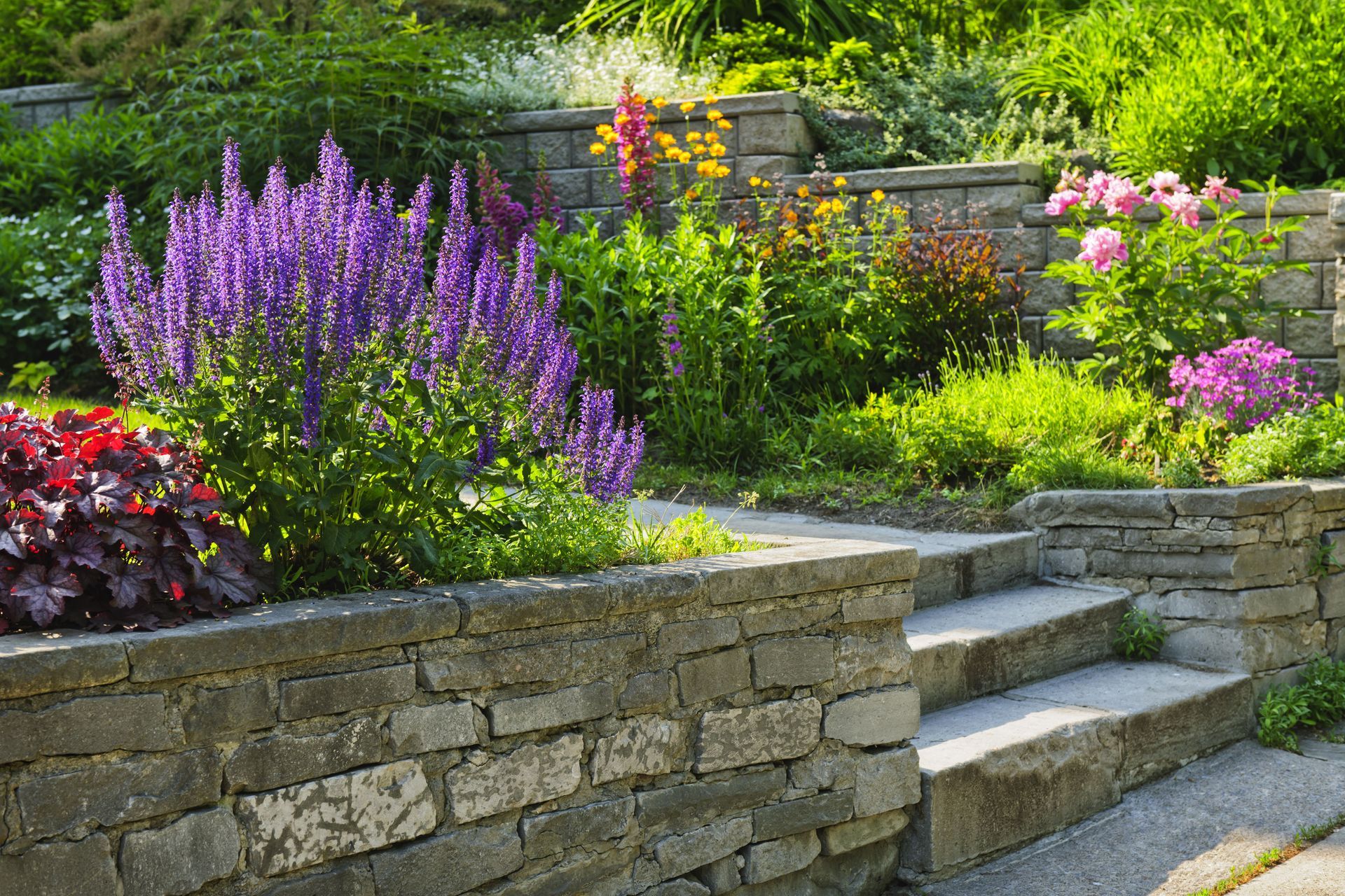 landscaping contractors