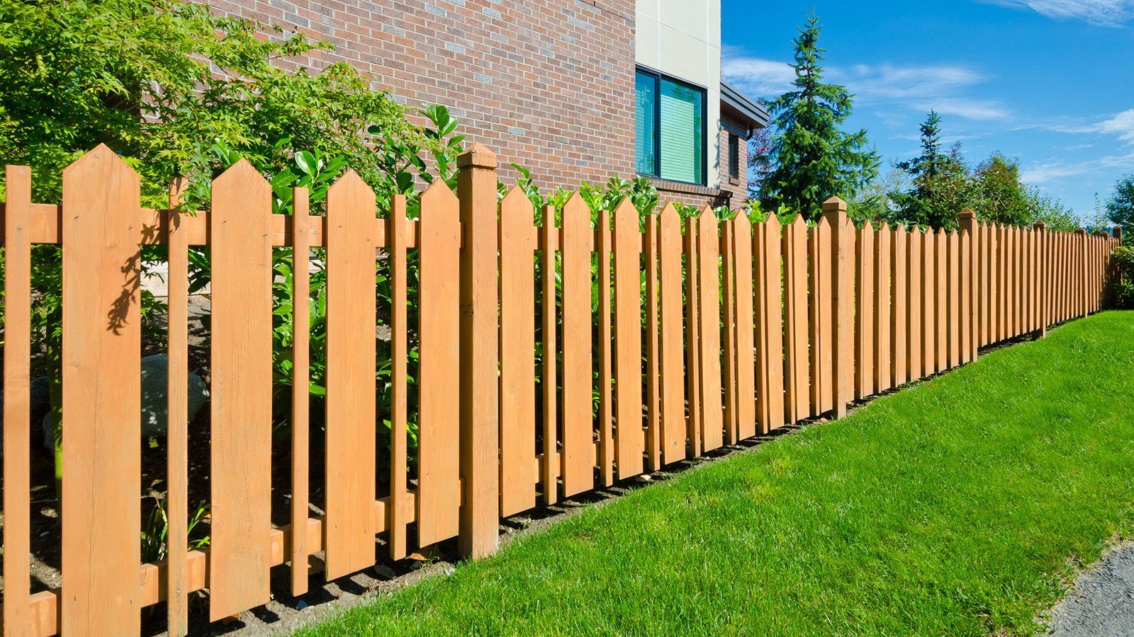 Fence installation service