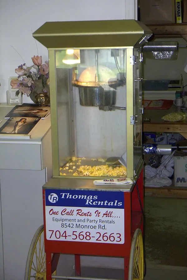 popcorn machine