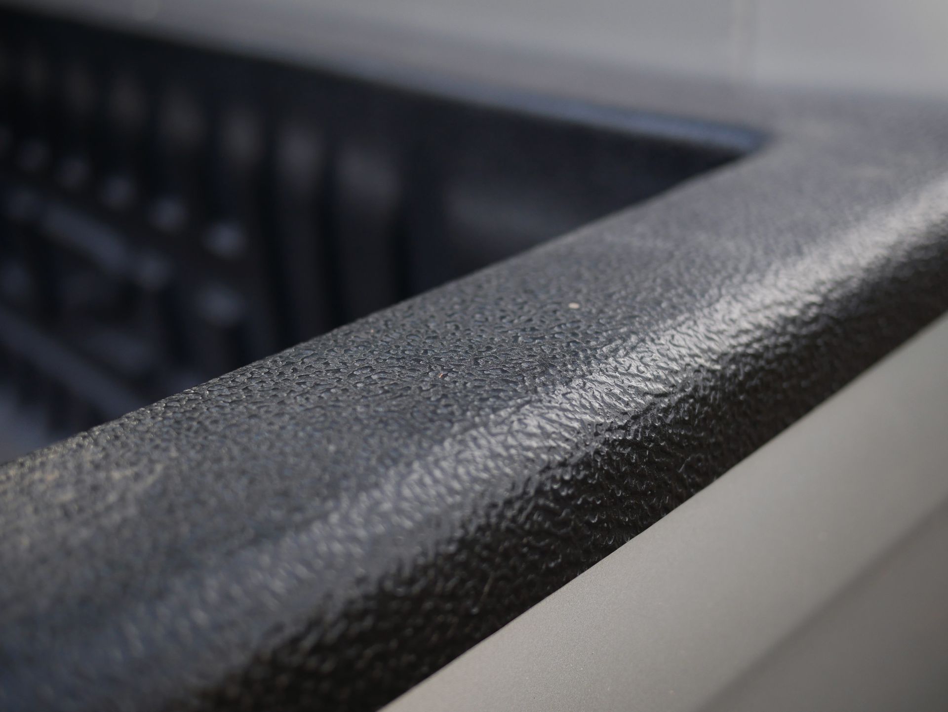 truck bedliner company