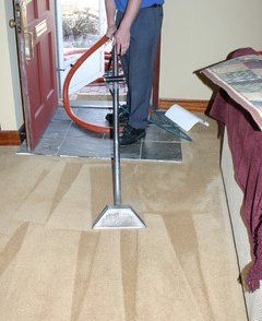 Carpet cleaner using steam cleaning machine