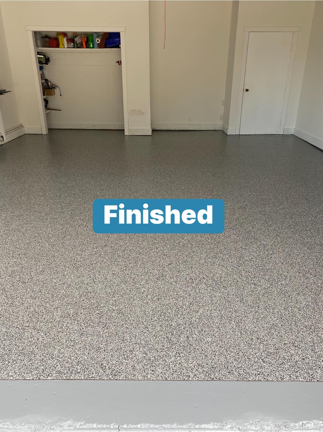 New color flakes floor