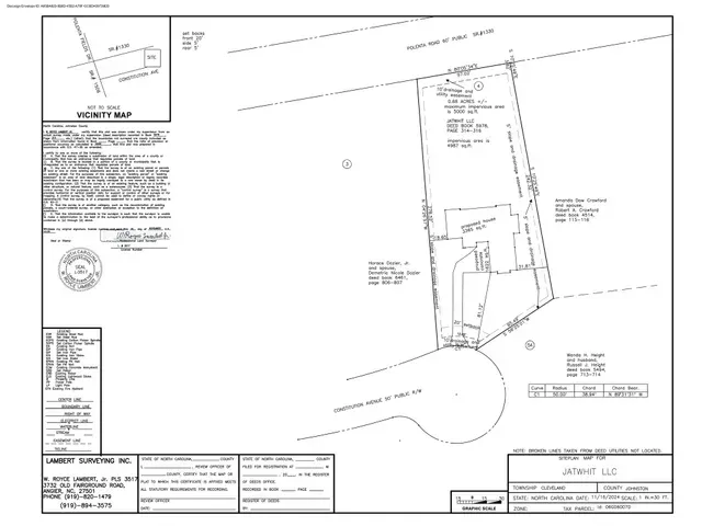 Black-and-white site plan drawing of a property lot with building footprint, boundaries, and annotations