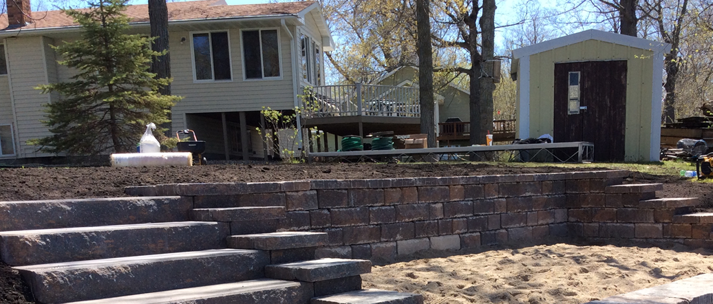 Retaining walls installation