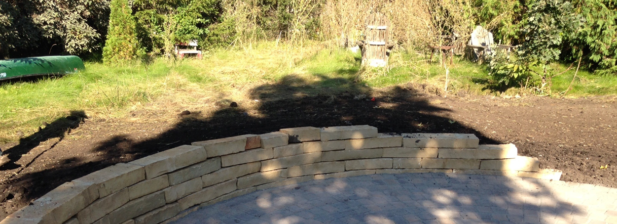 Retaining walls installation