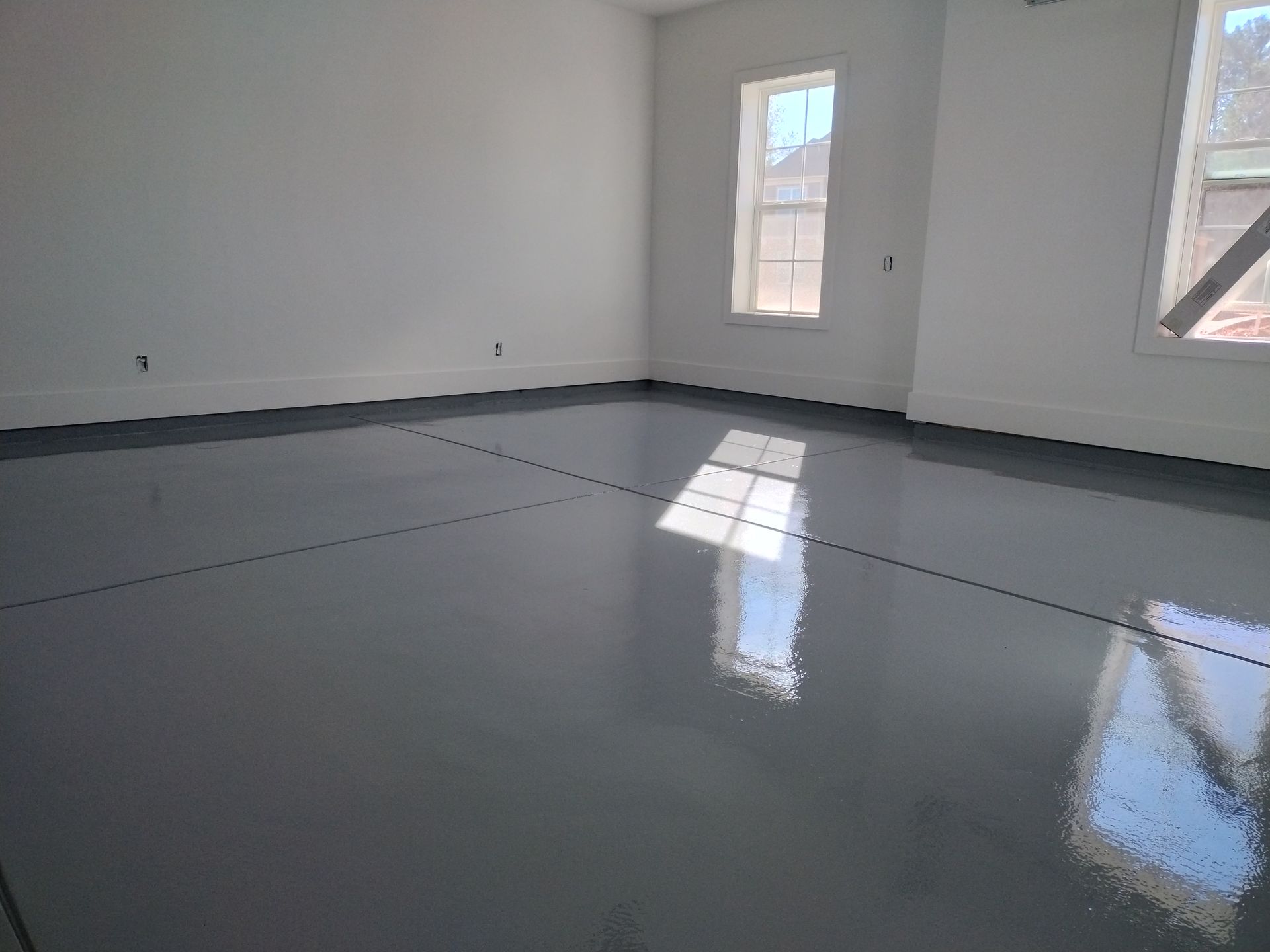 epoxy flooring in room corner