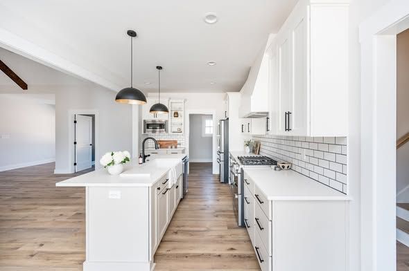 Blue-gray brick-style mosaic tile.