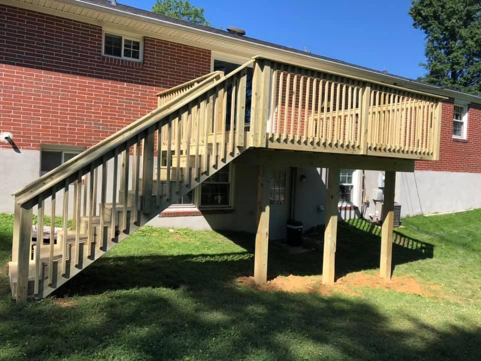 Deck stairs