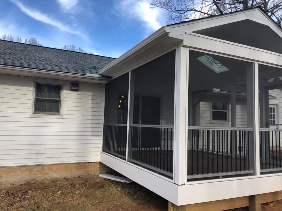 House addition with screened wall