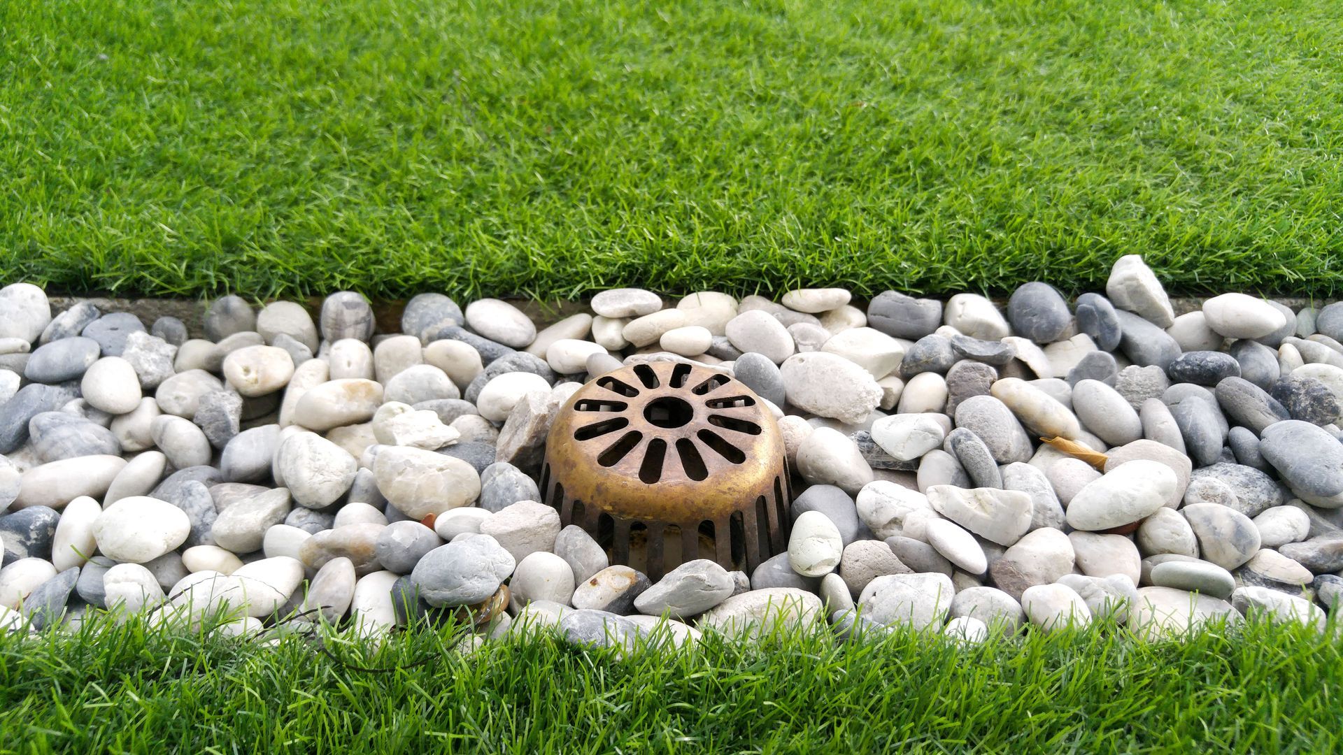 decorative rocks