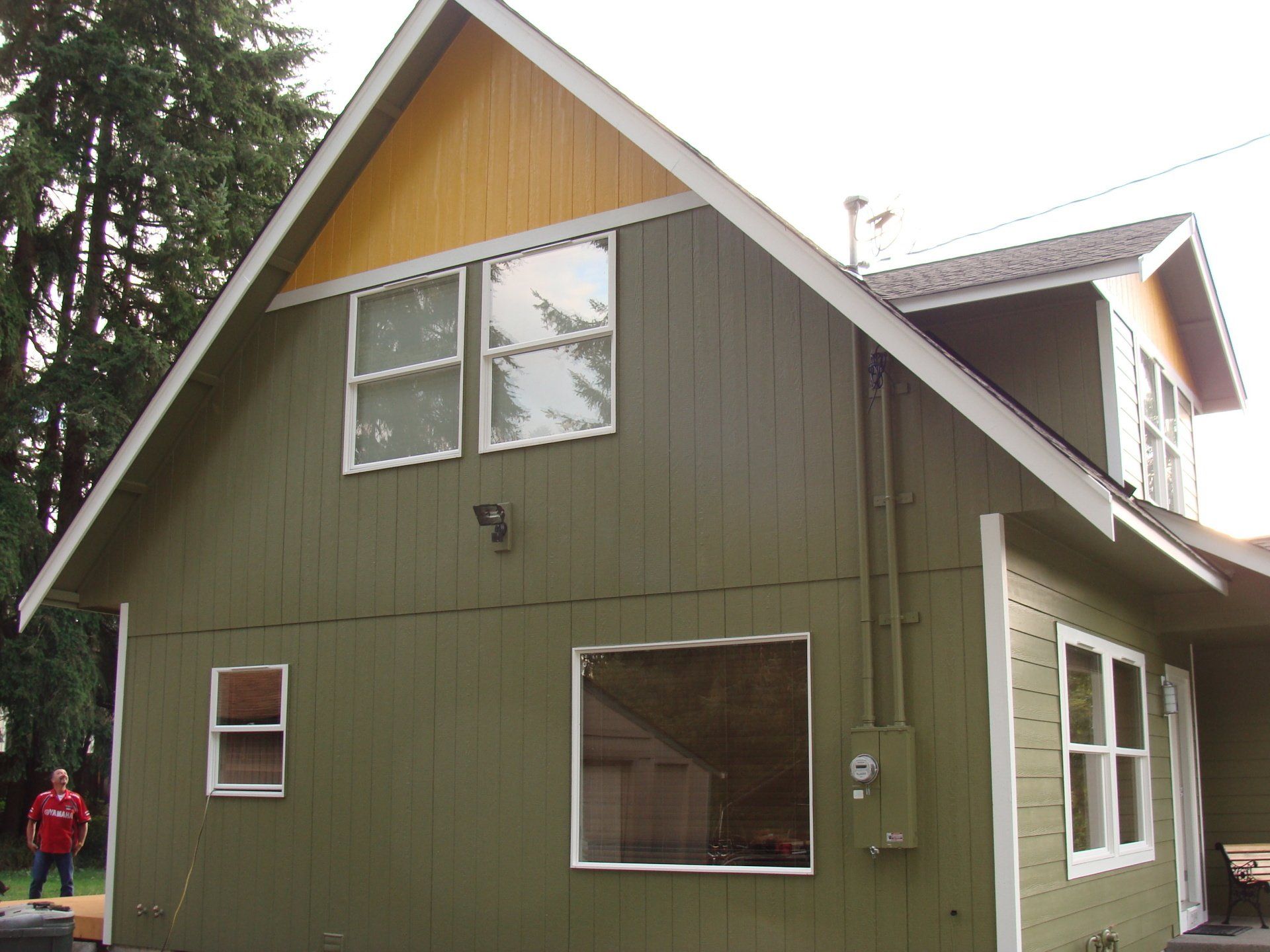 2 tone house exterior paint job