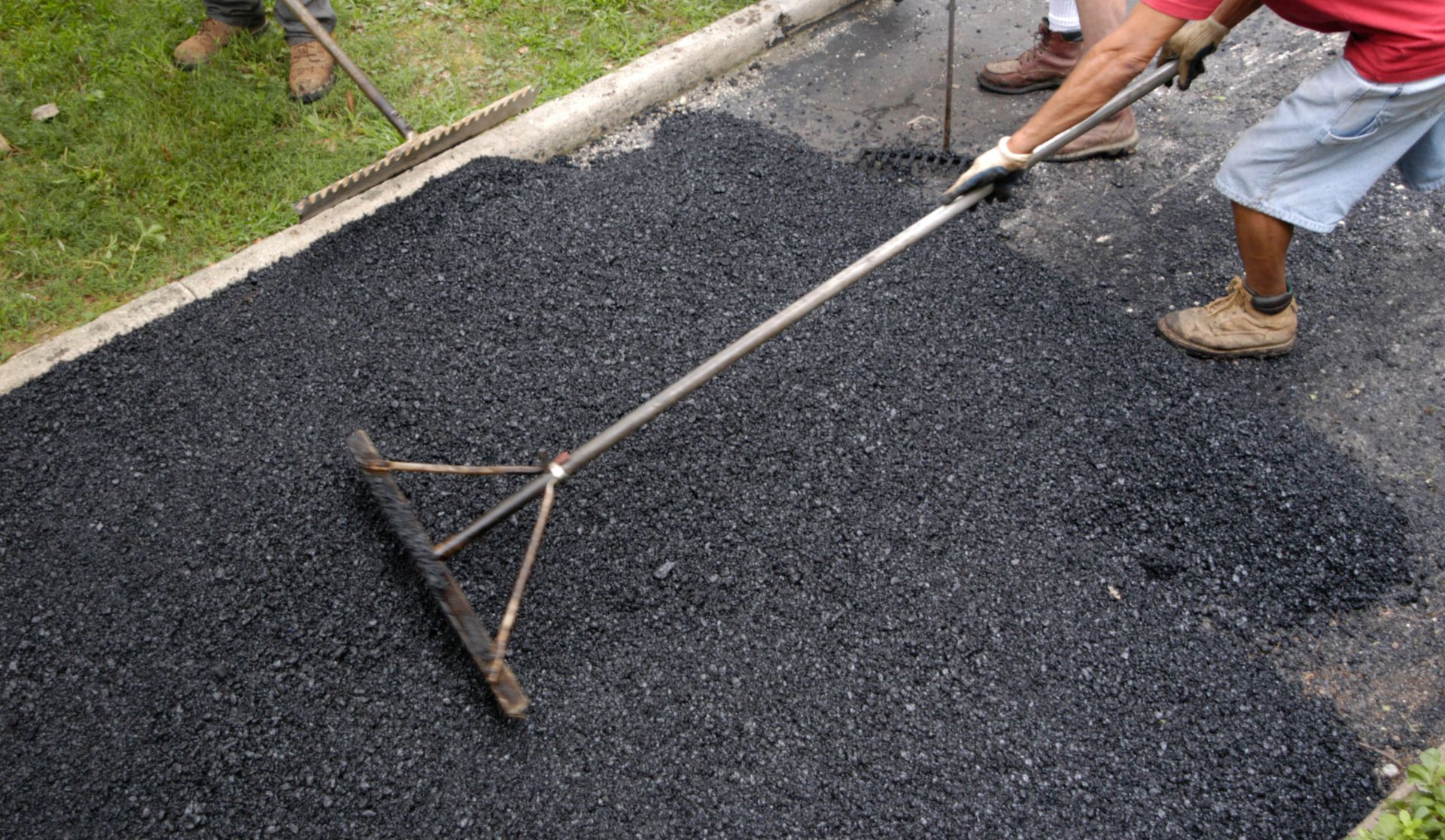 asphalt contractor