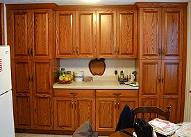 Kitchen cabinet