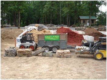 Loading Mulch