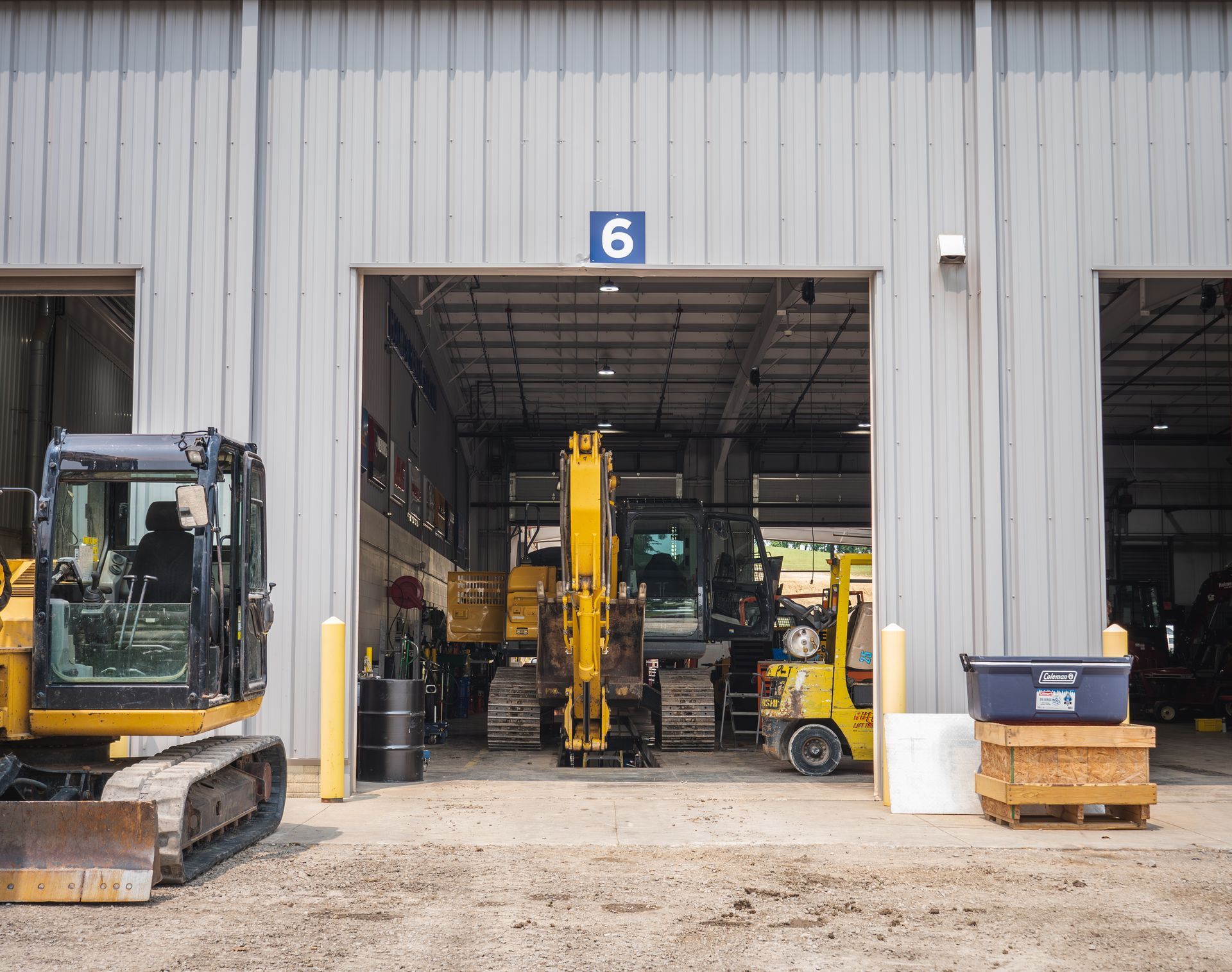 A building with the number 6 on it