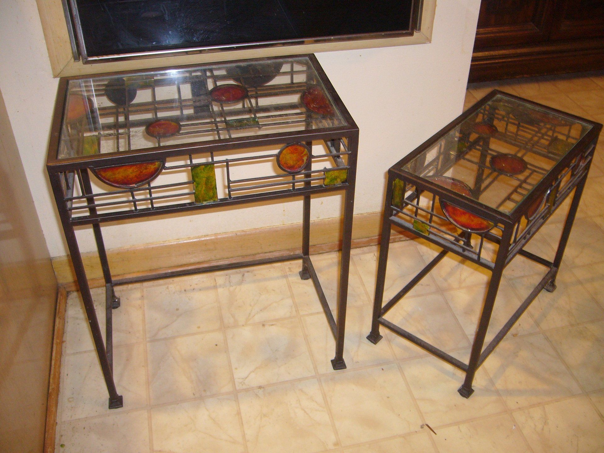 Metal and glass made table