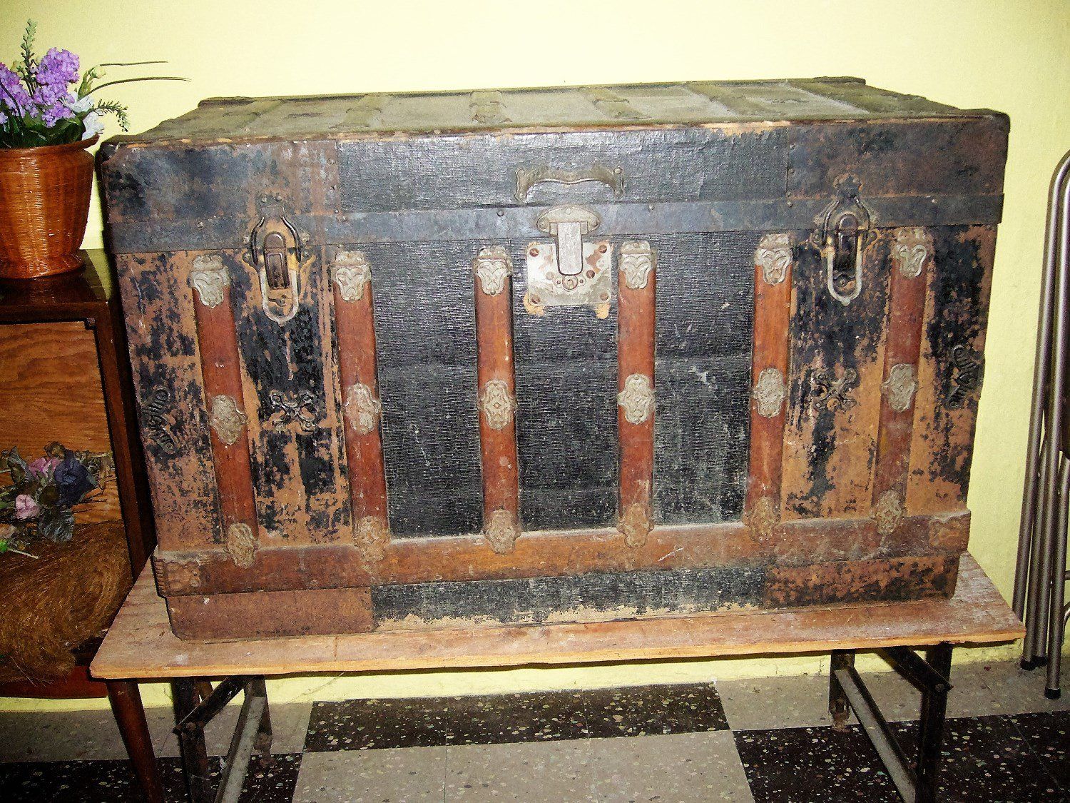 Antique chest box