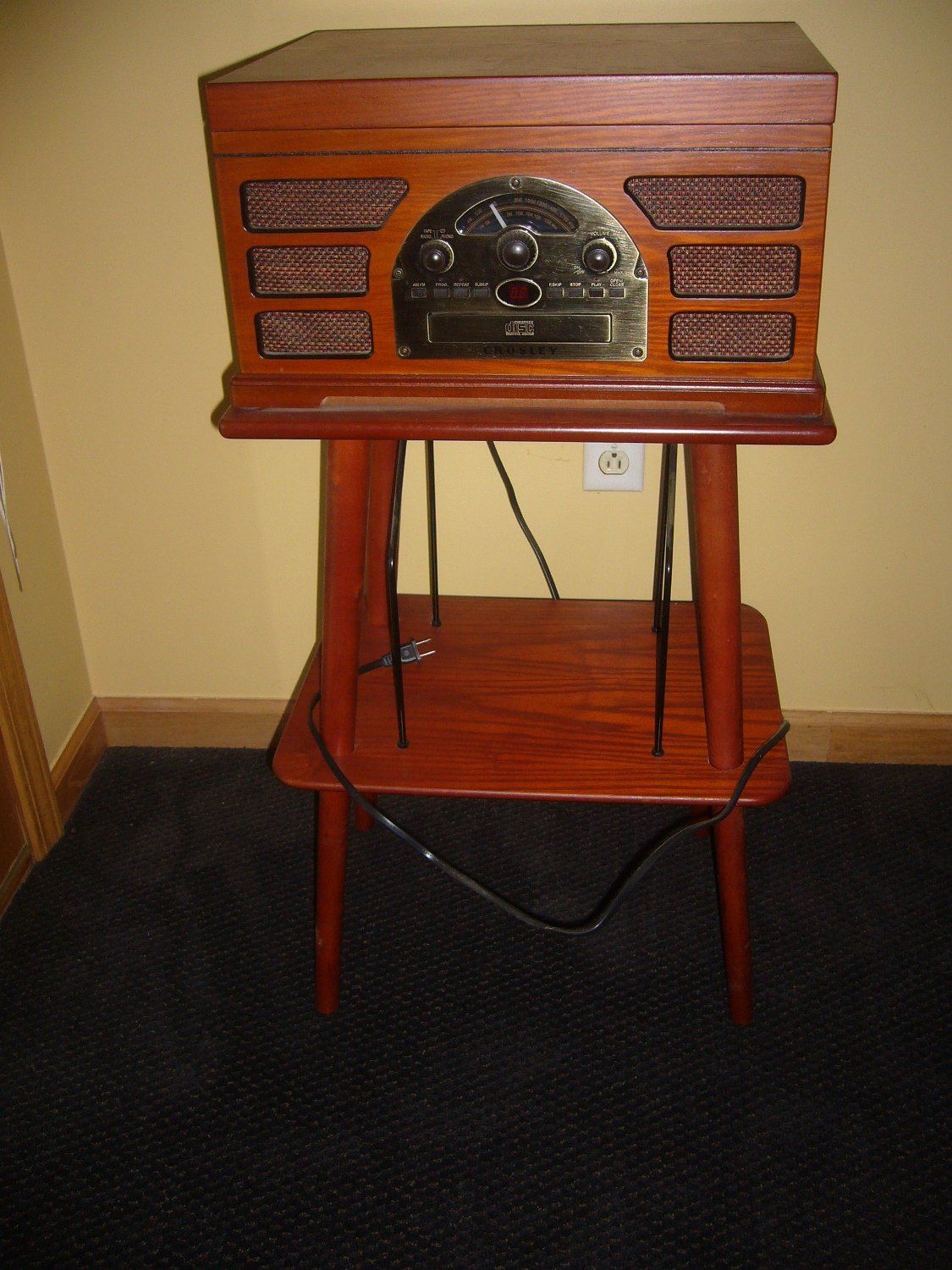 Antique wooden radio