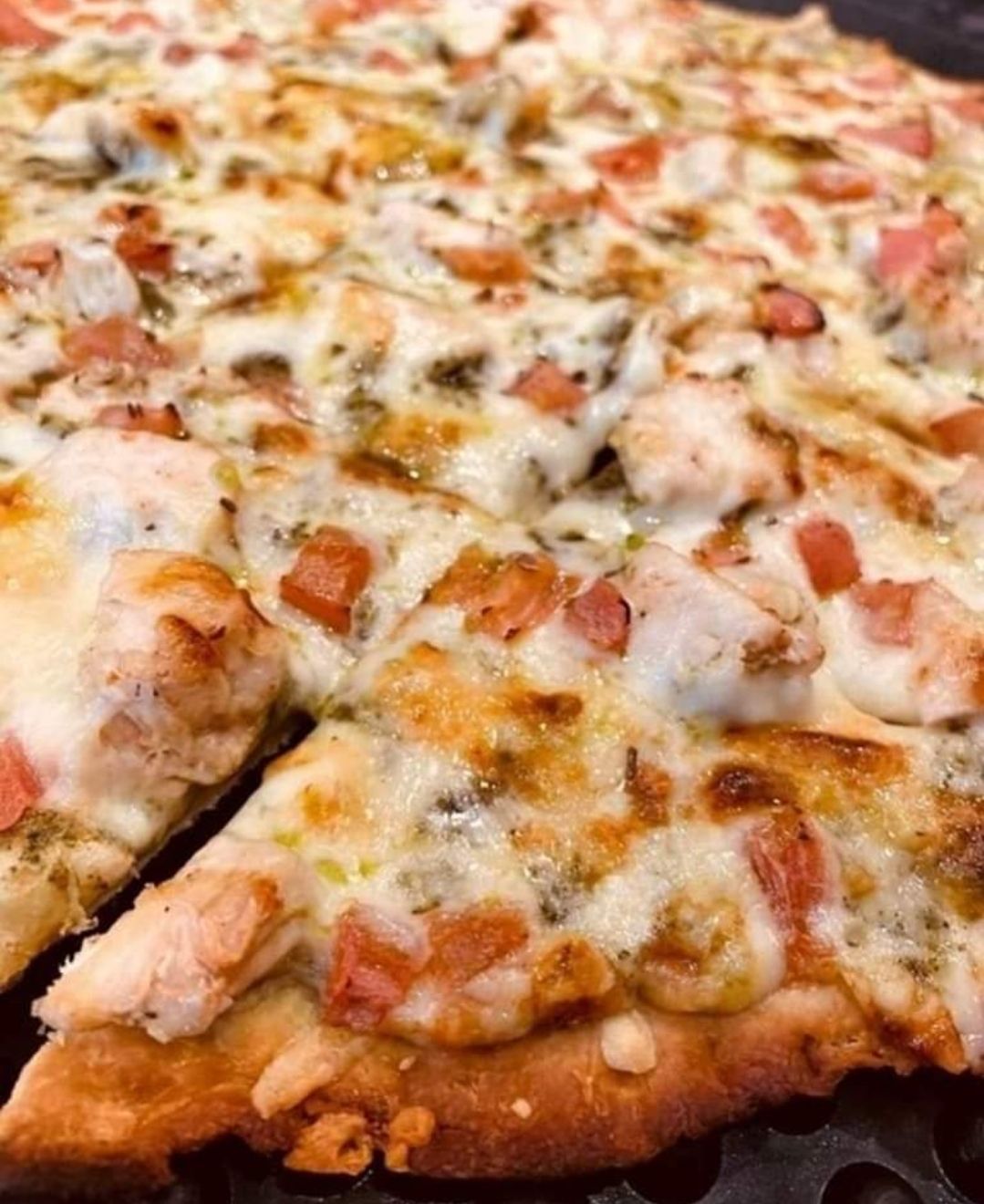 Alfredo Pizza