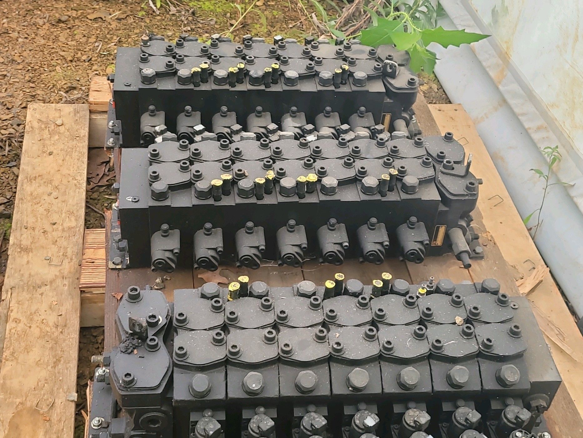 New Cat valve bodies