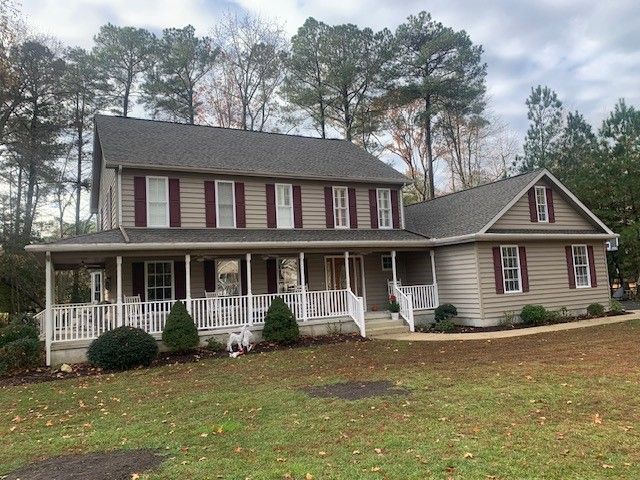 2 story house front view
