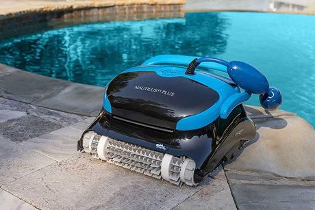 Robotic pool cleaner