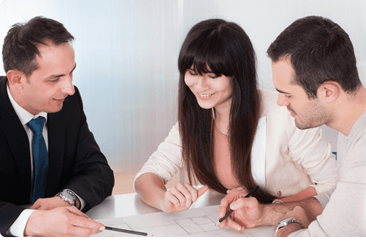 couple consulting accountant