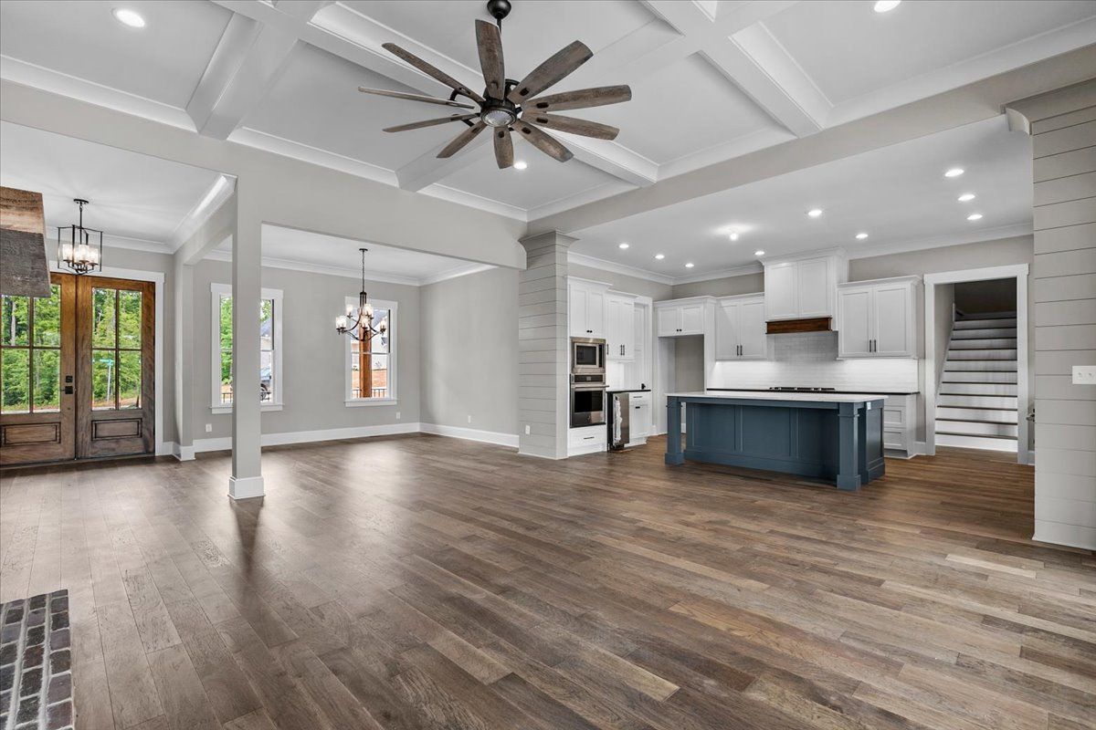 An open floor plan room