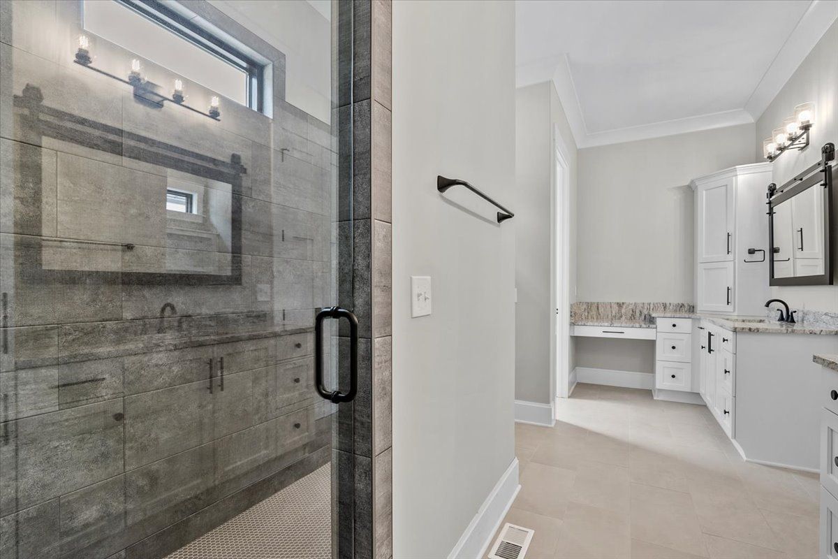 Walk-in shower with glass door